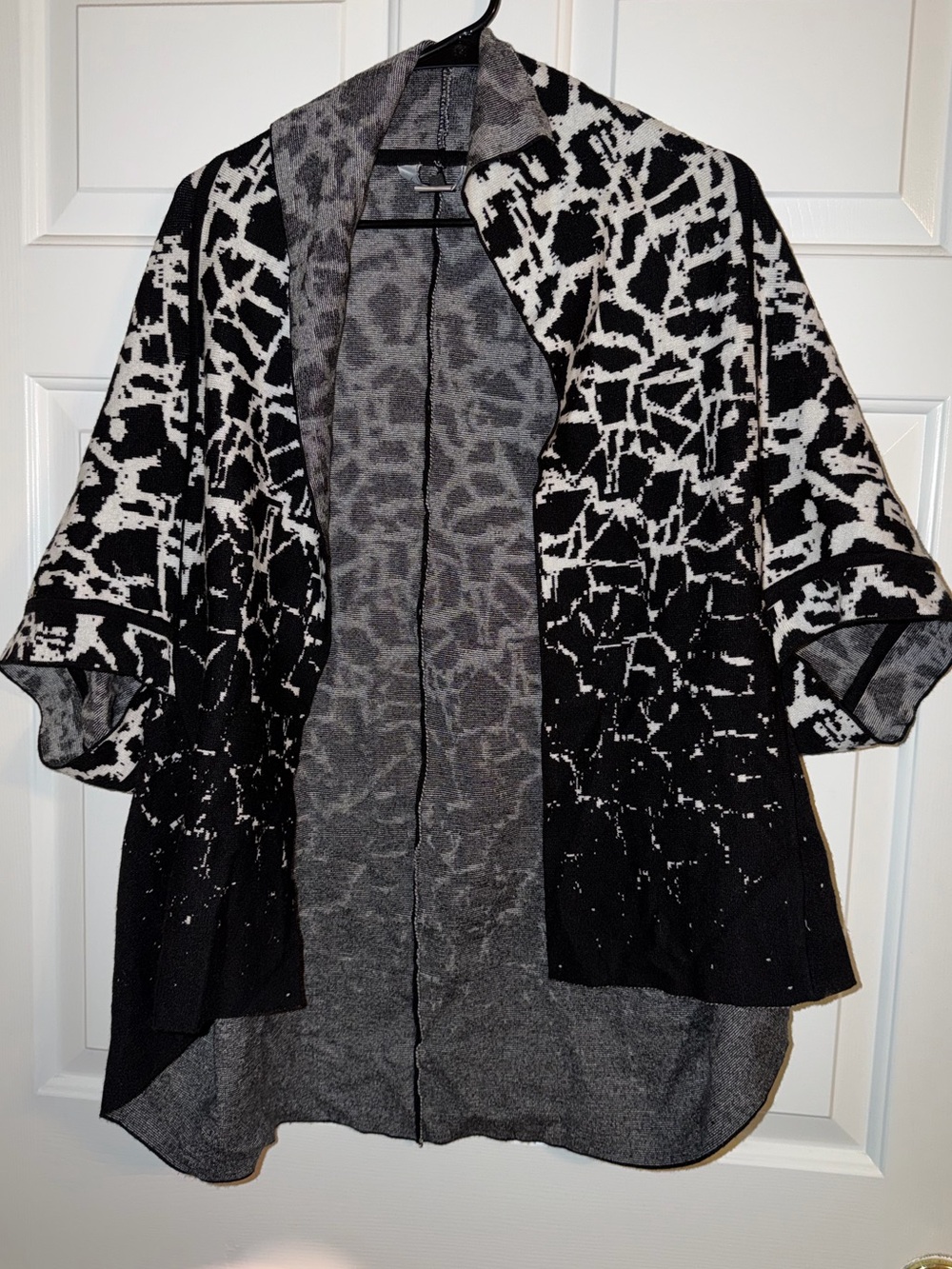 Ming Wang Black and White Open-Front Patterned Cardigan size S/M